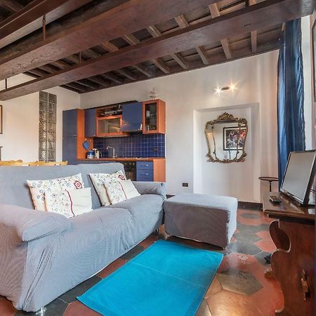 Colosseo & San Clemente Cozy Flat Рим Екстериор снимка