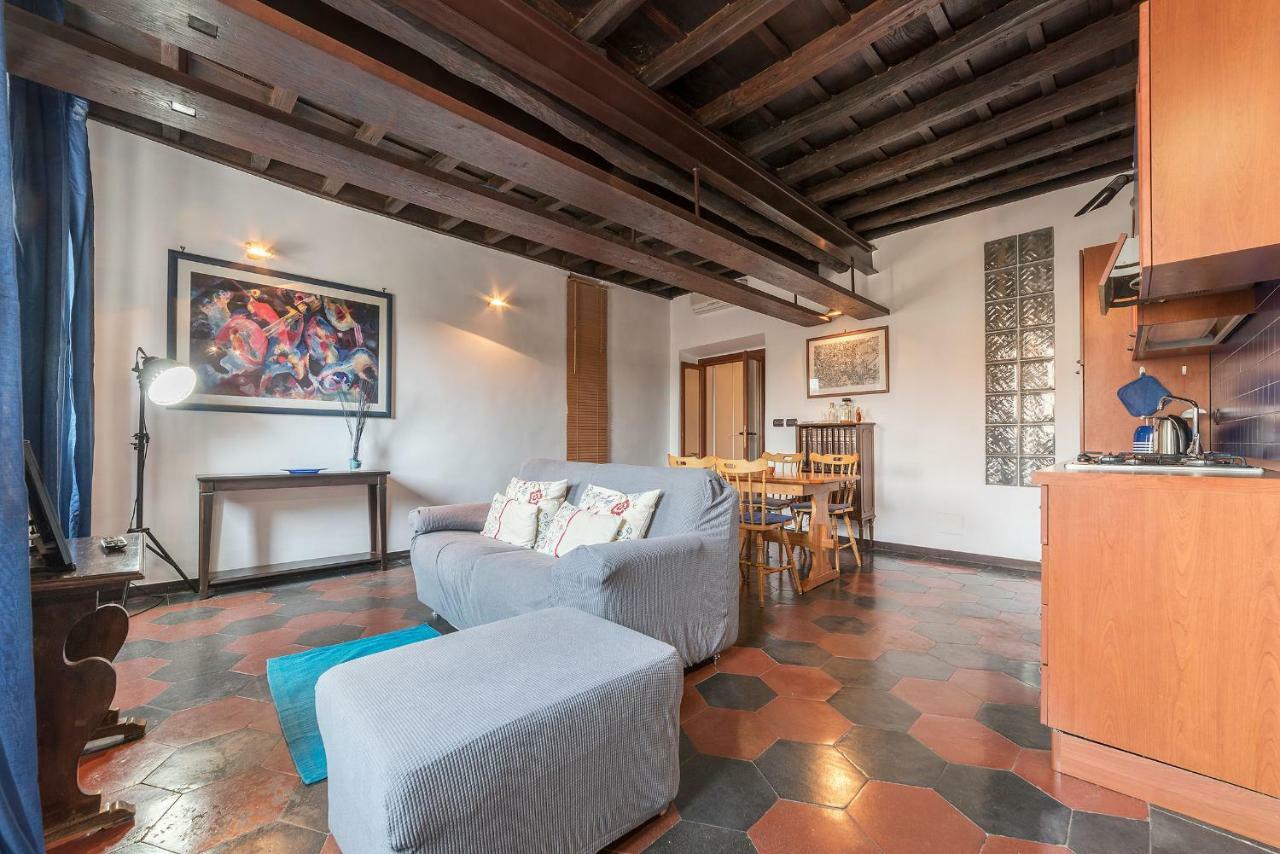 Colosseo & San Clemente Cozy Flat Рим Екстериор снимка